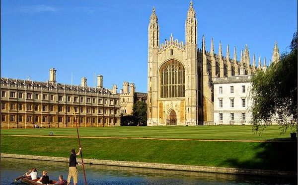 Daftar Perguruan Tinggi Elit Inggris Paling Populer