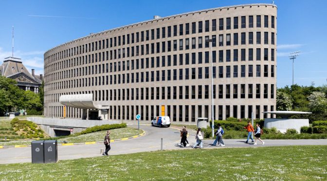 Daftar Perguruan Tinggi Di Brussel Yang Populer